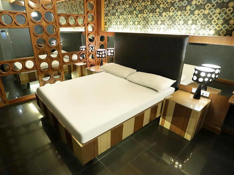 מנילה Hotel Ava Malate מראה חיצוני תמונה