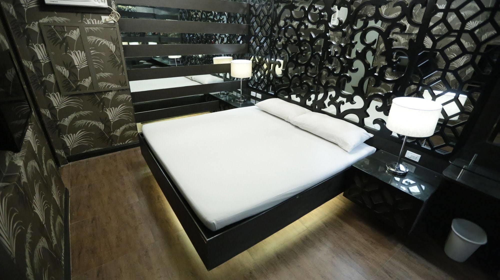 מנילה Hotel Ava Malate מראה חיצוני תמונה