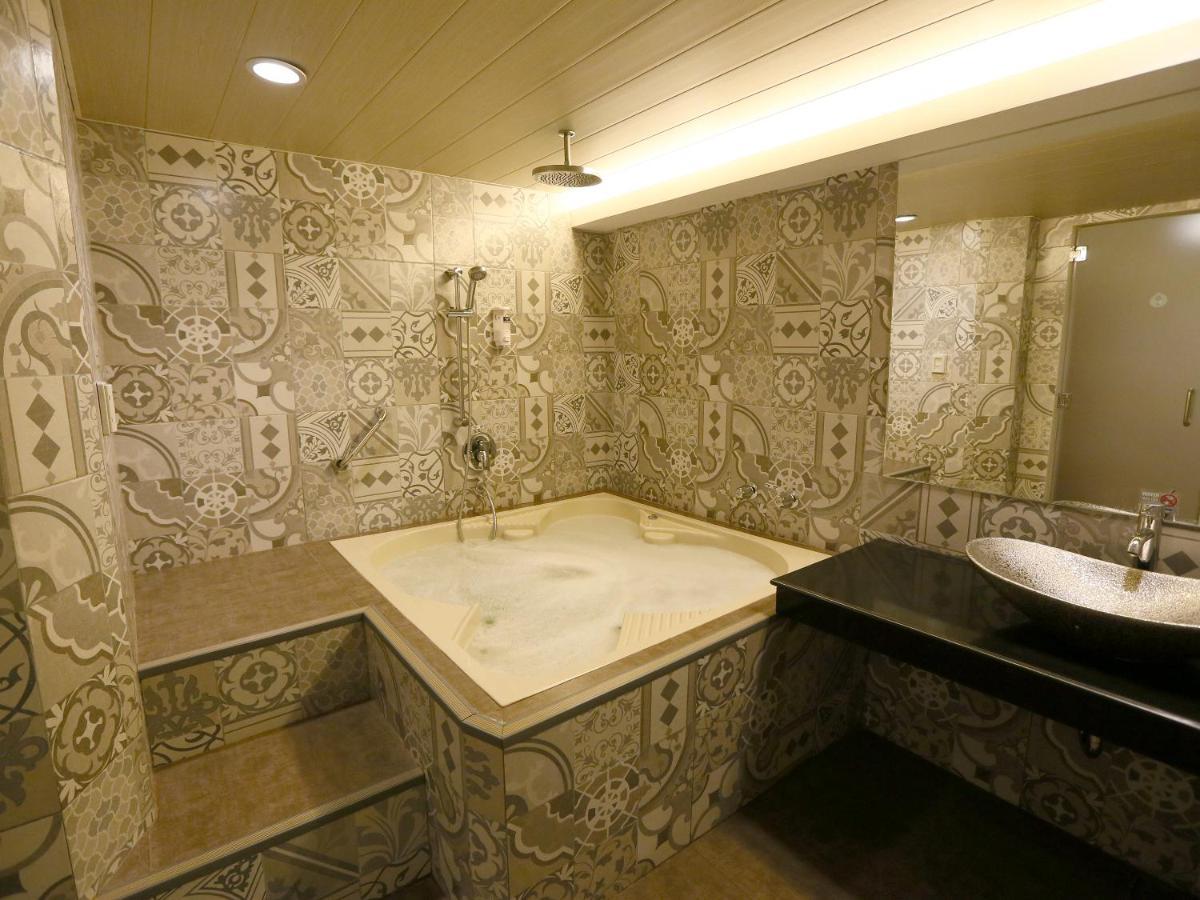 מנילה Hotel Ava Malate מראה חיצוני תמונה